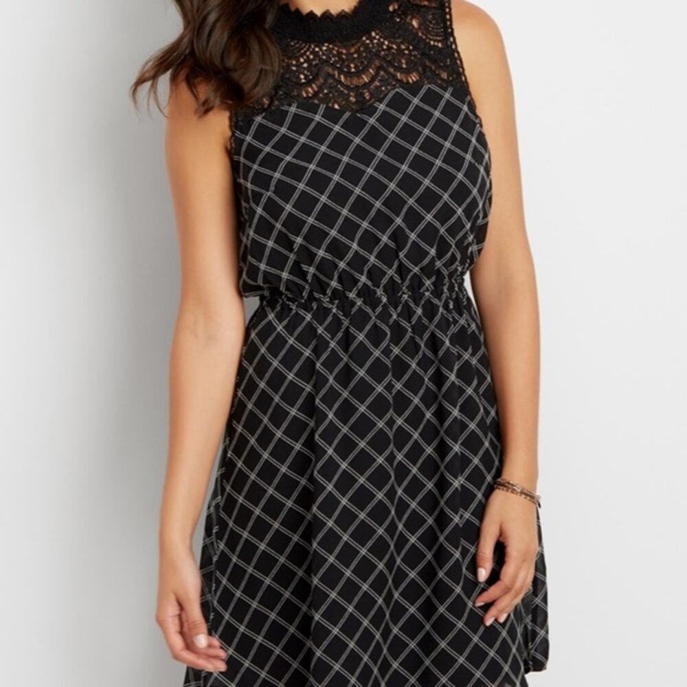 Maurices Size 1 Dress Crochet Elastic Waist Sleeveless Black NWT